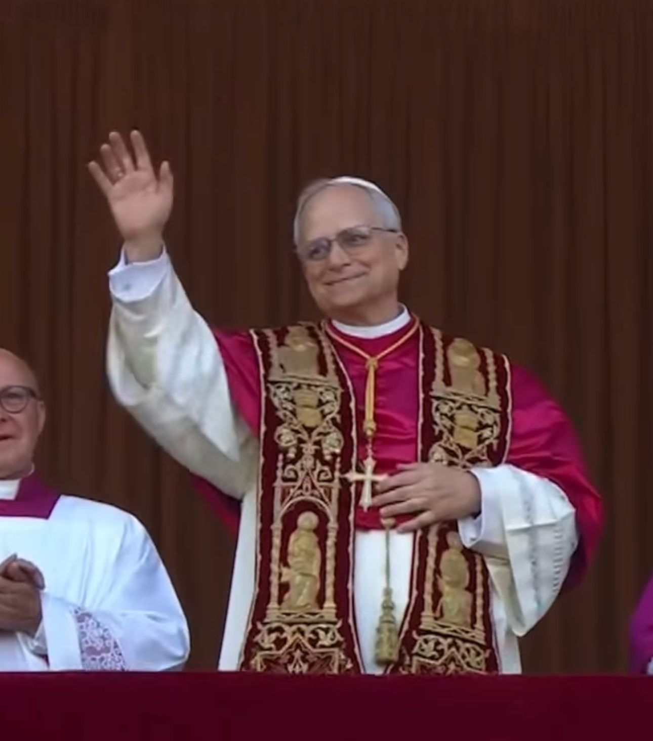 Leia mais sobre o artigo Leão XIV: O Novo Papa e o Que Isso Significa para a Igreja e o Mundo